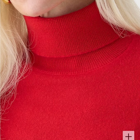 J. Crew Cashmere shrunken turtleneck sweater Red Large NWT - Picture 3 of 6